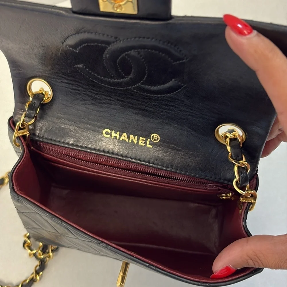 CHANEL Vintage Mini Square
